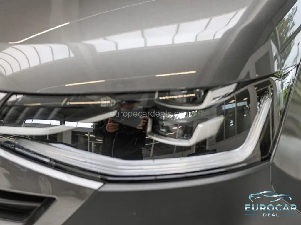 Volkswagen T7 Caravelle
