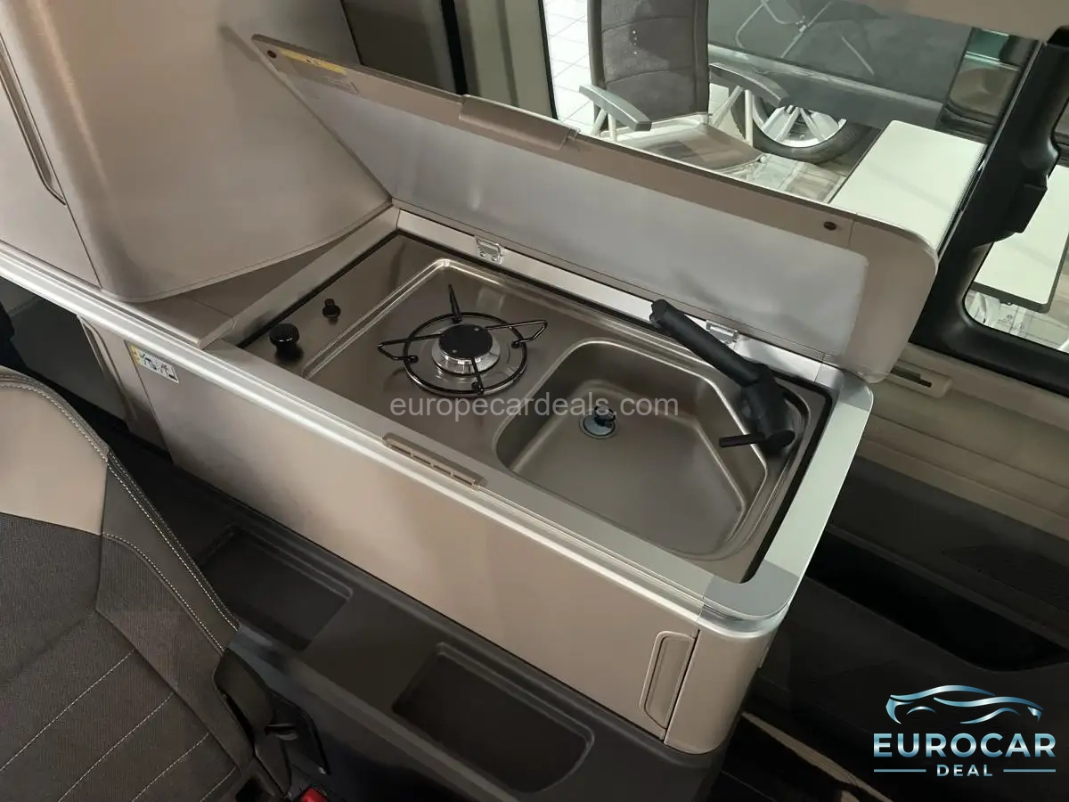 Volkswagen T7 California