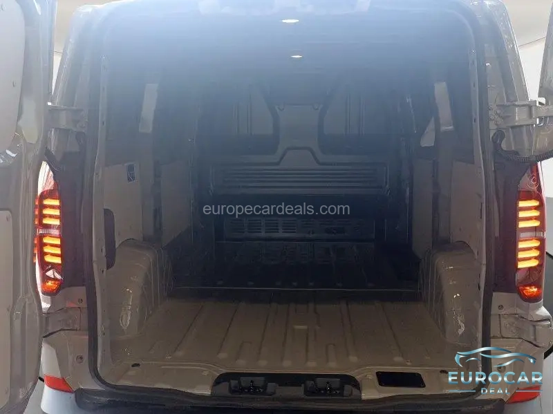Volkswagen T7 Transporter