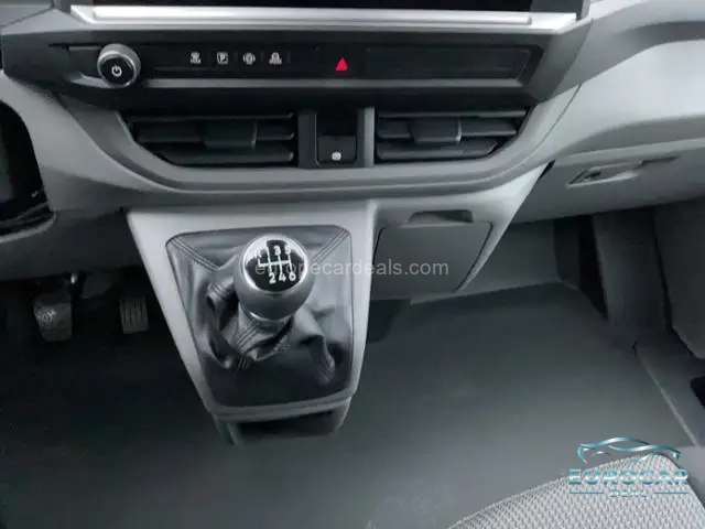 Volkswagen T7 Transporter