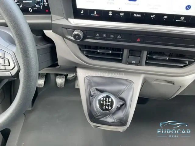 Volkswagen T7 Transporter