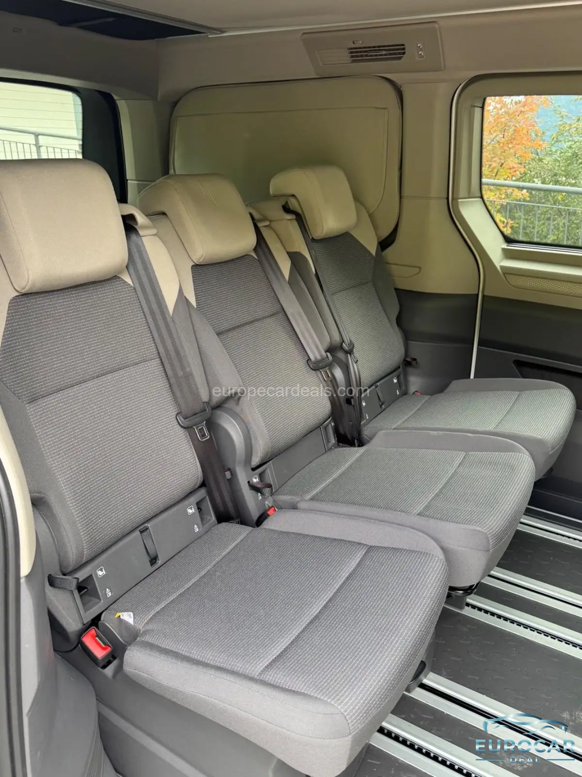 Volkswagen T7 California