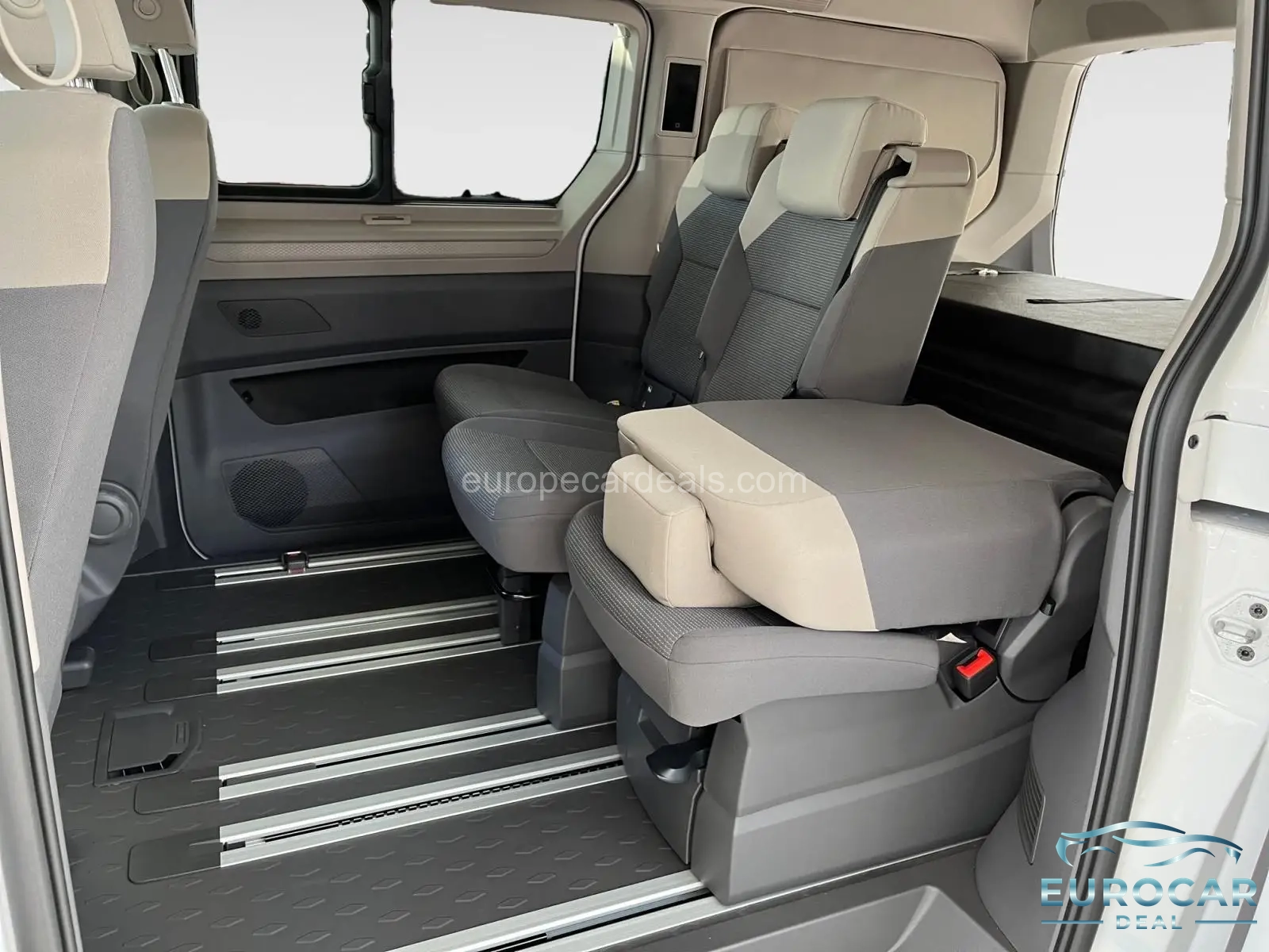 Volkswagen T7 California