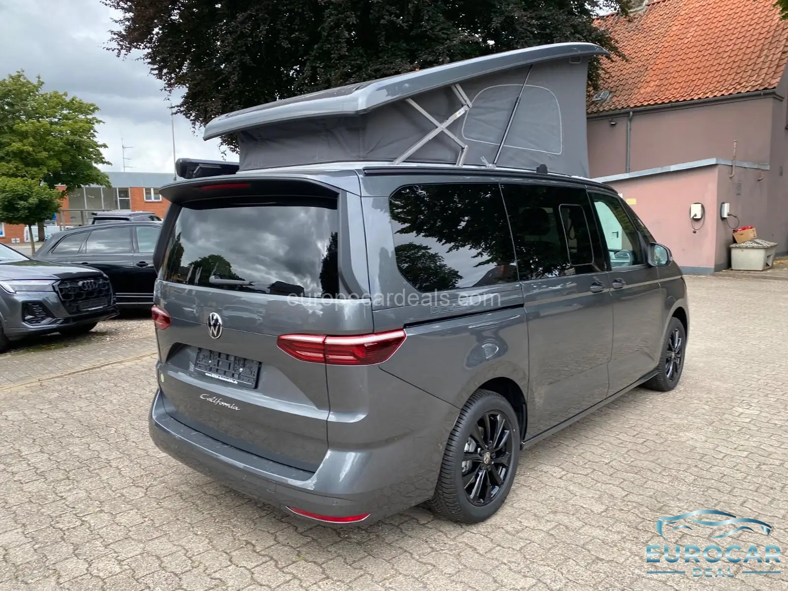 Volkswagen T7 California