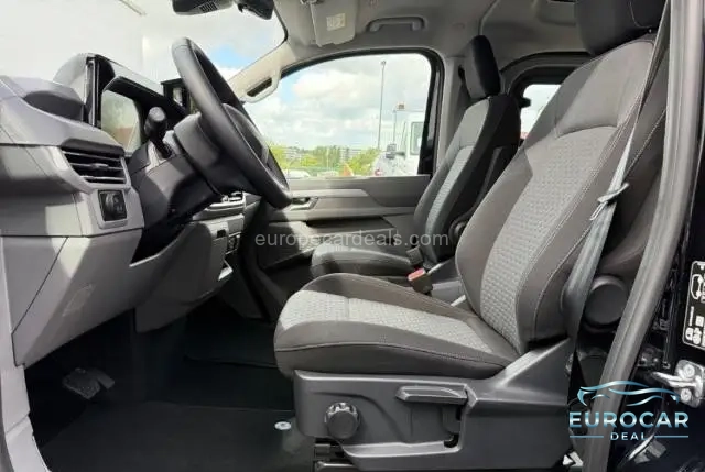 Volkswagen T7 Caravelle