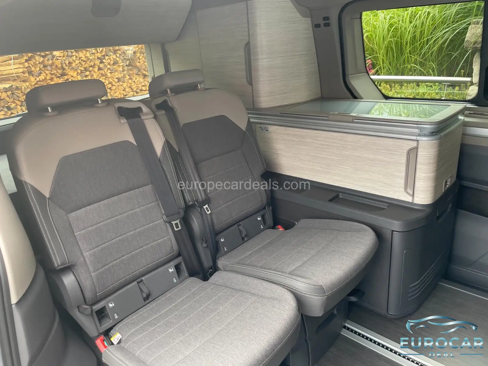 Volkswagen T7 California