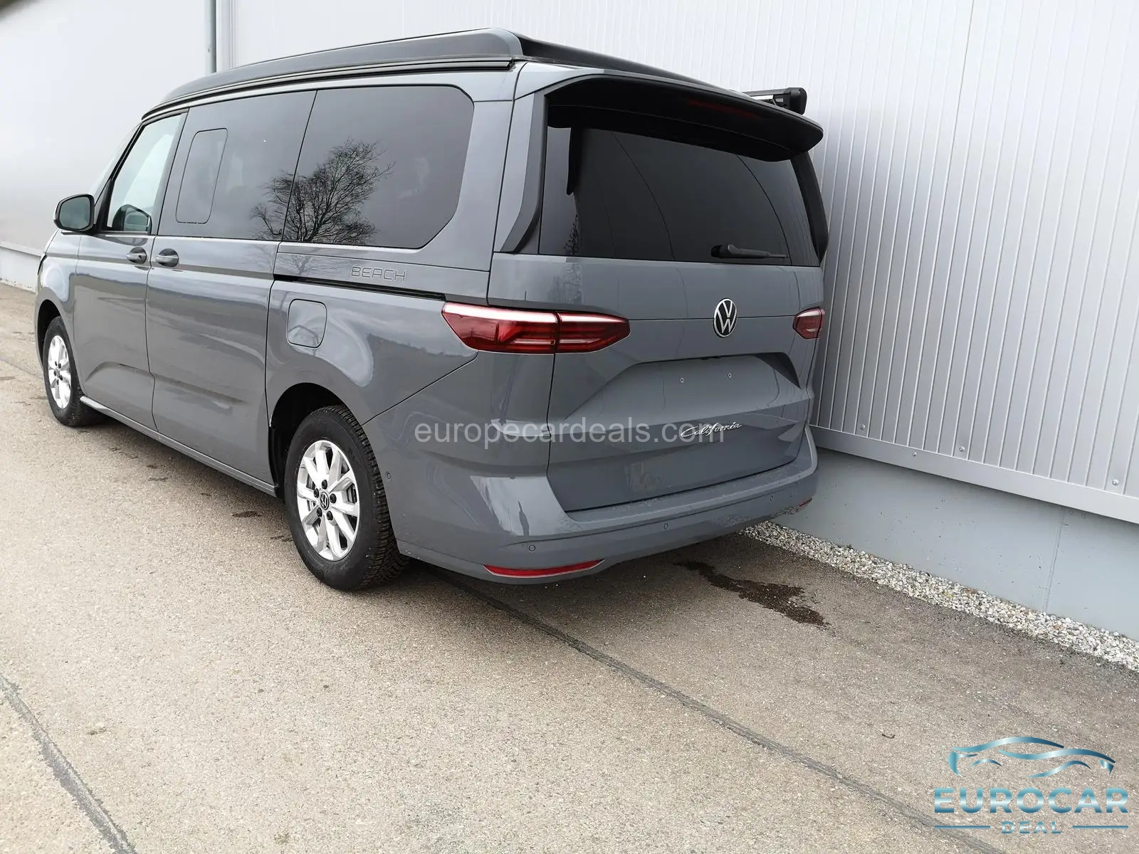 Volkswagen T7 California