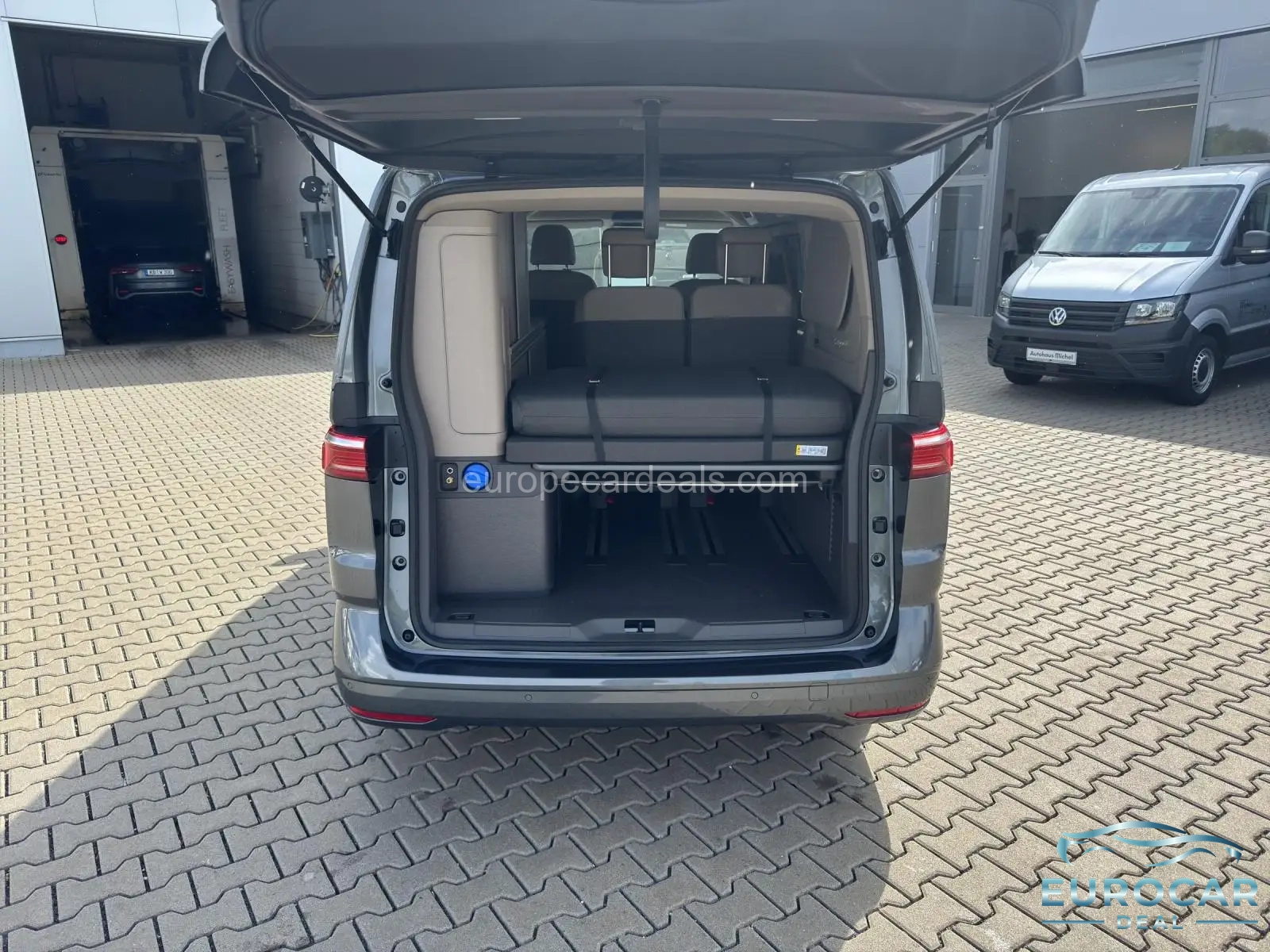 Volkswagen T7 California