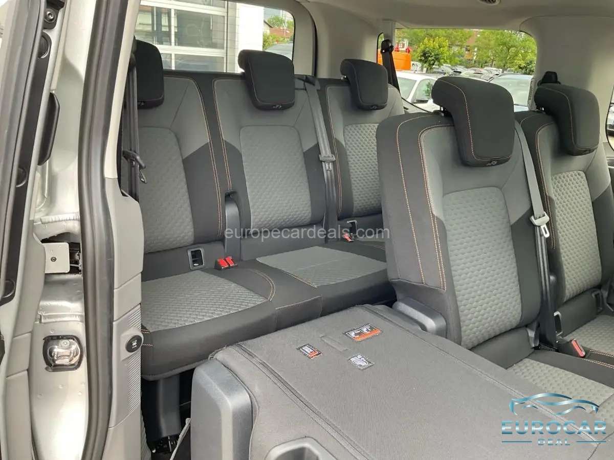 Volkswagen T7 Caravelle