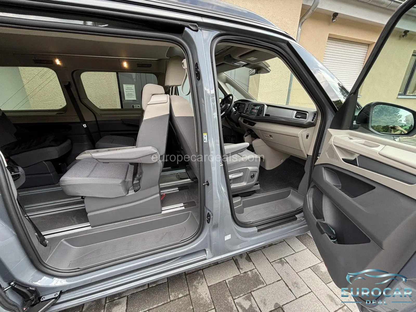 Volkswagen T7 California