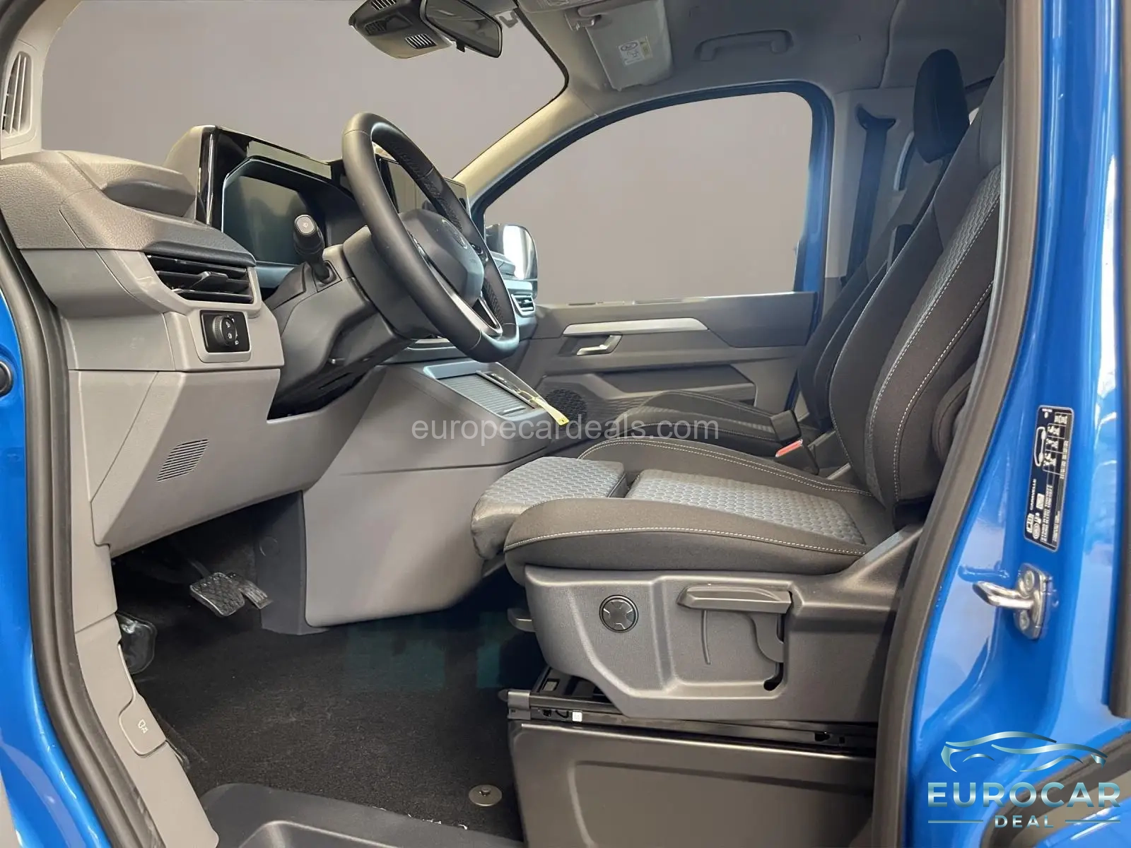 Volkswagen T7 Caravelle