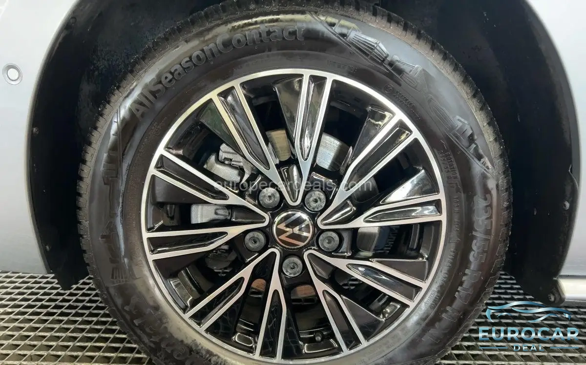 Volkswagen T7 California
