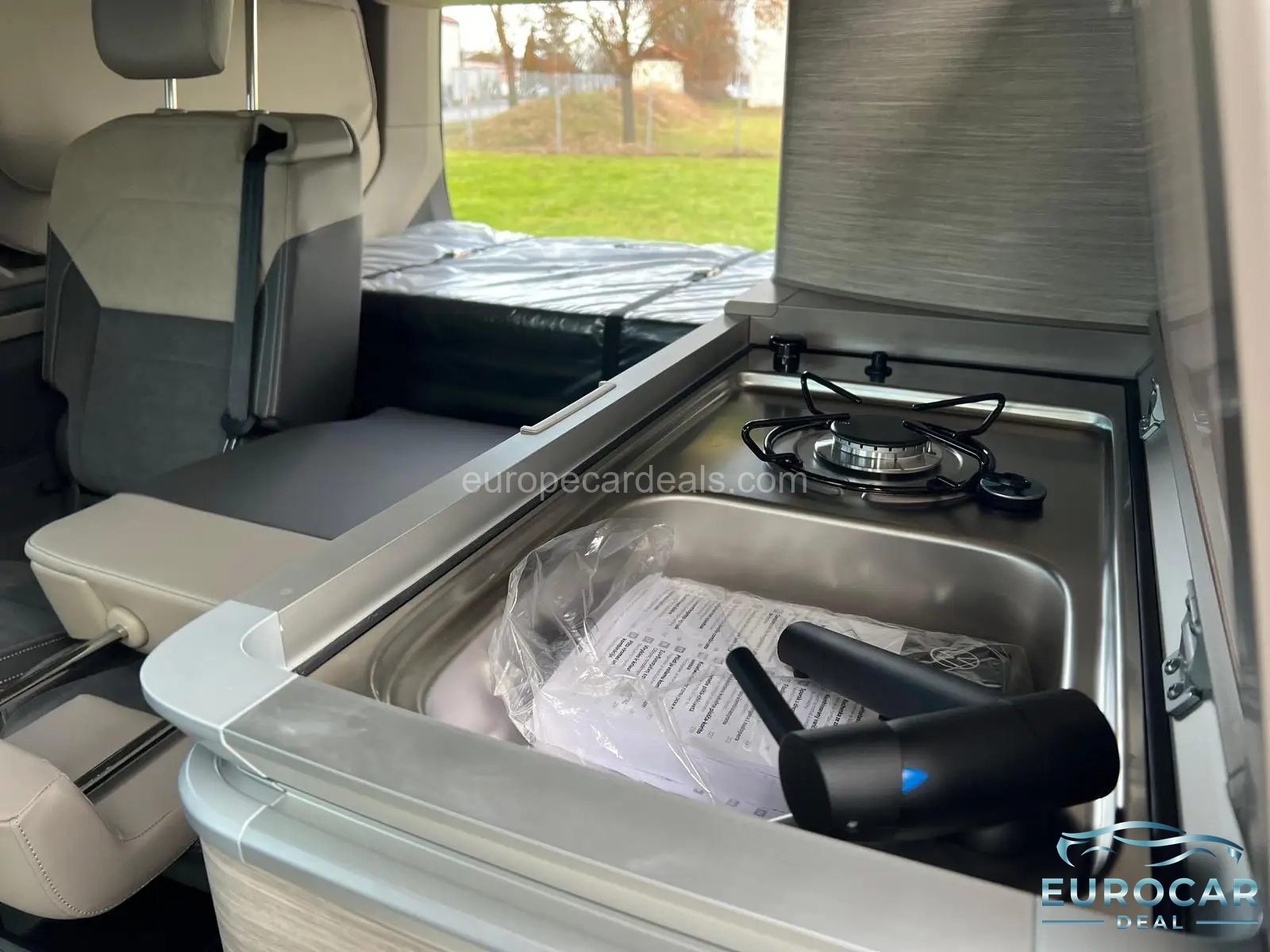 Volkswagen T7 California