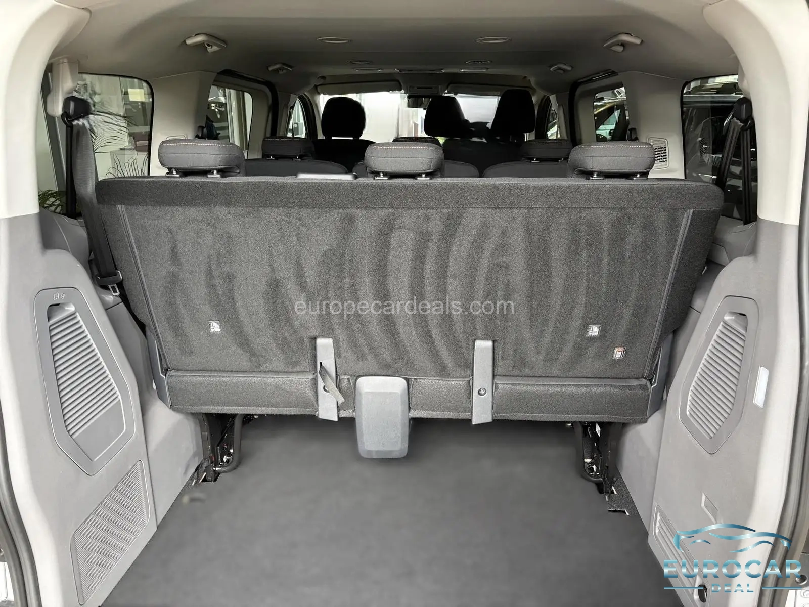 Volkswagen T7 Caravelle