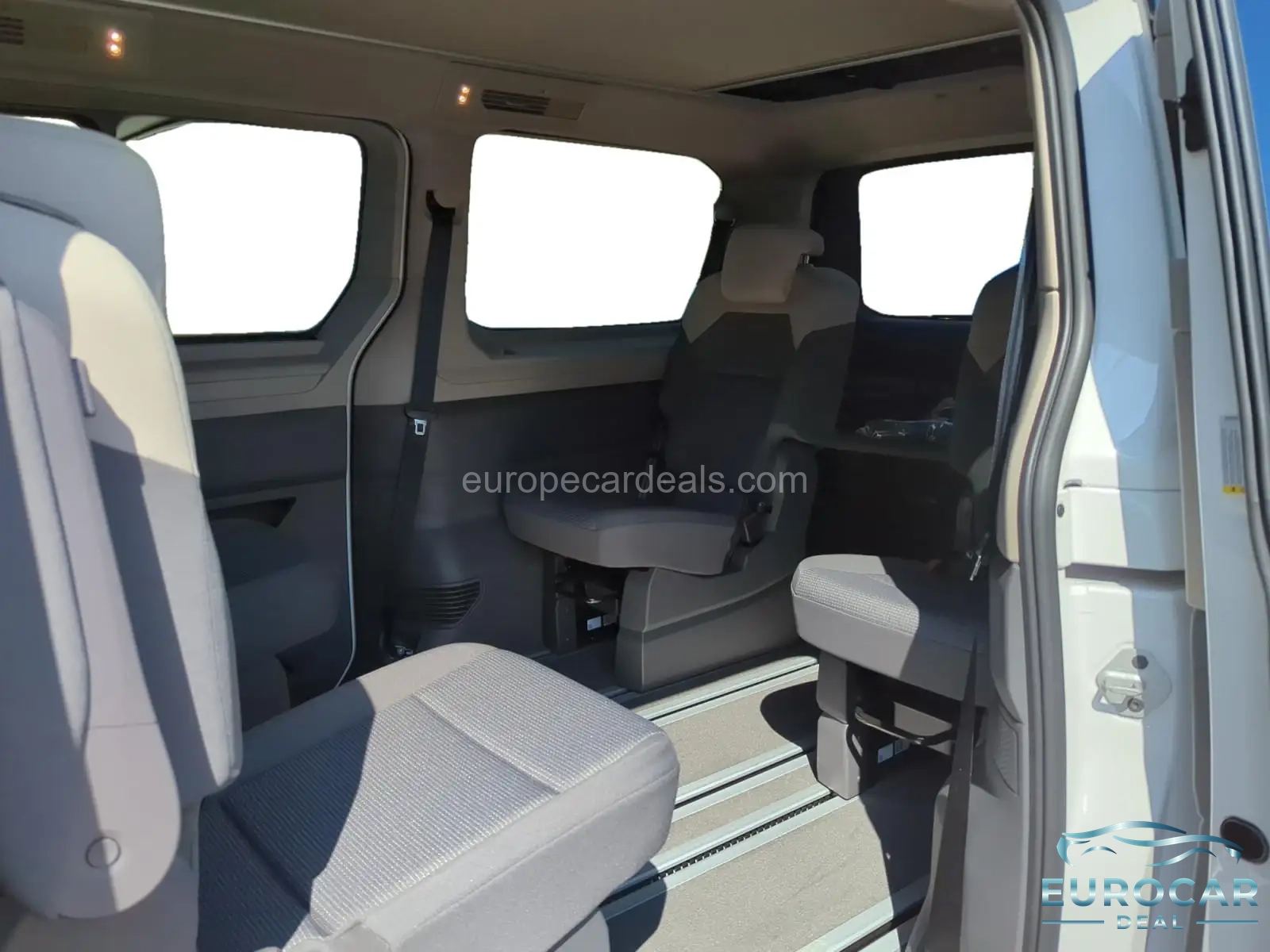 Volkswagen T7 California