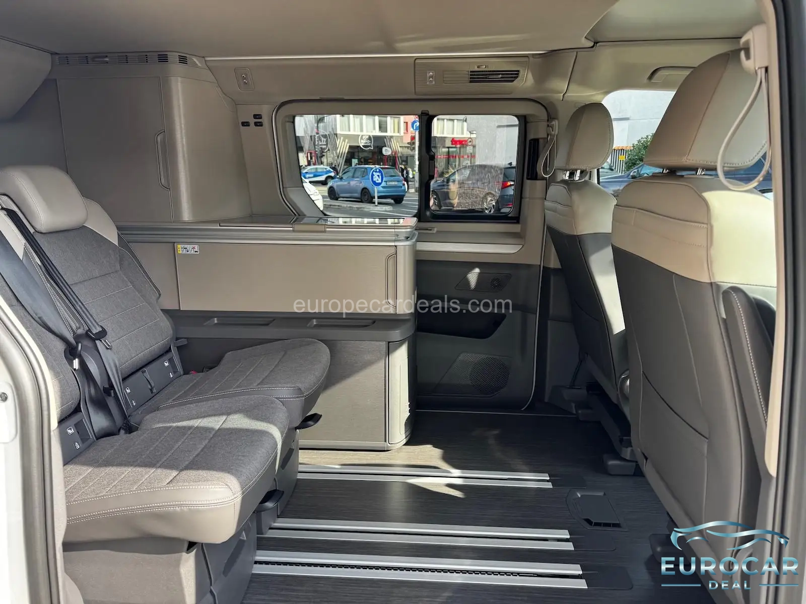Volkswagen T7 California
