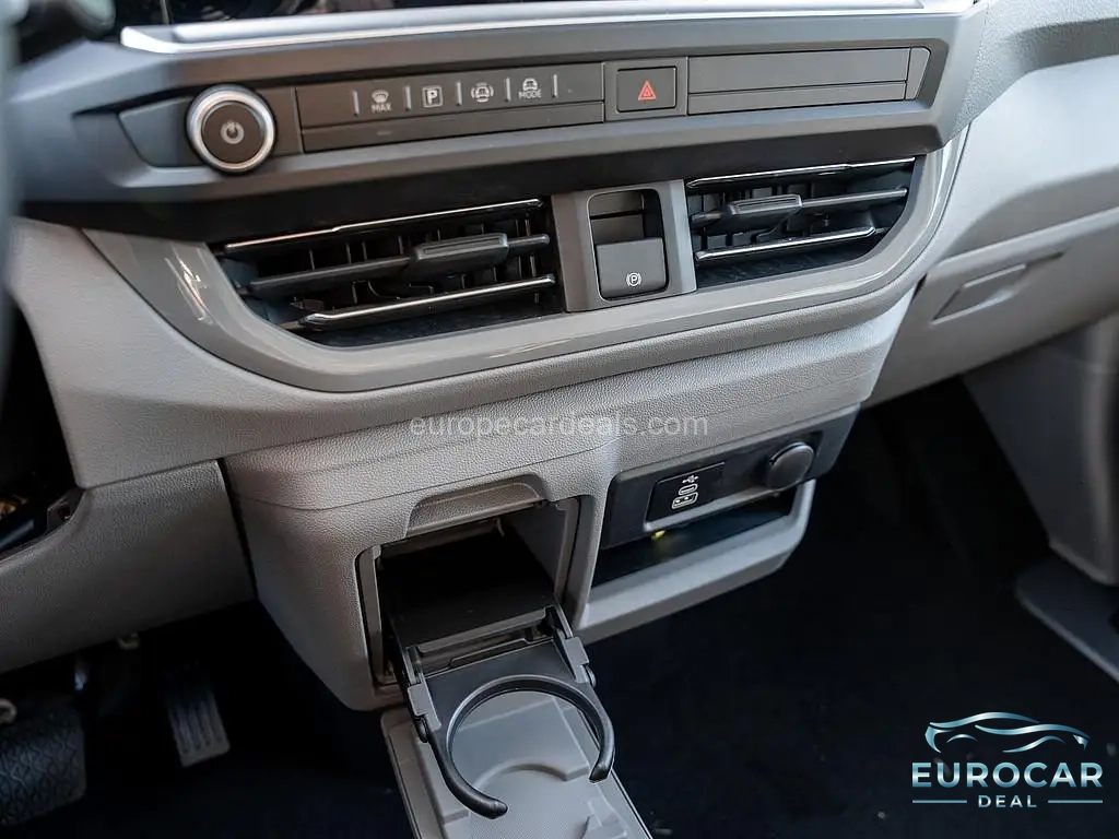 Volkswagen T7 Caravelle