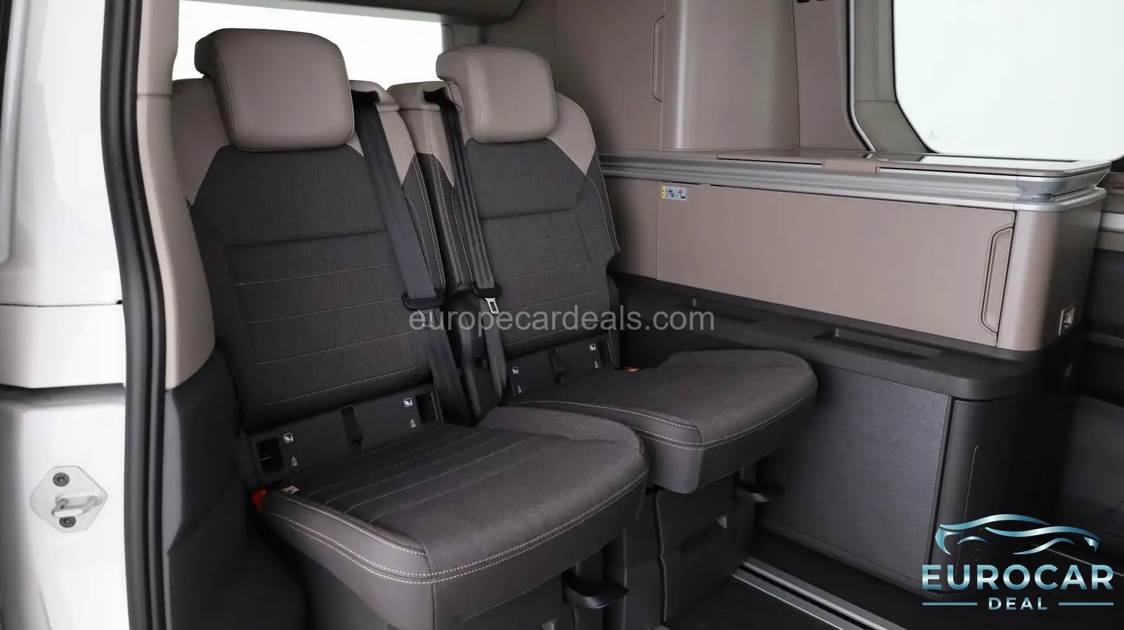 Volkswagen T7 California
