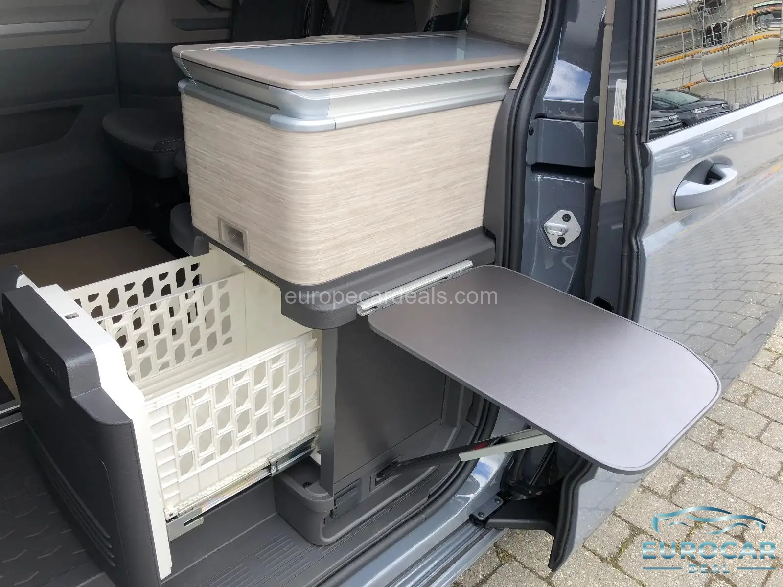 Volkswagen T7 California