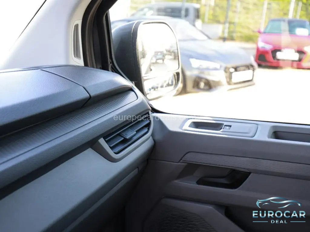 Volkswagen T7 Caravelle