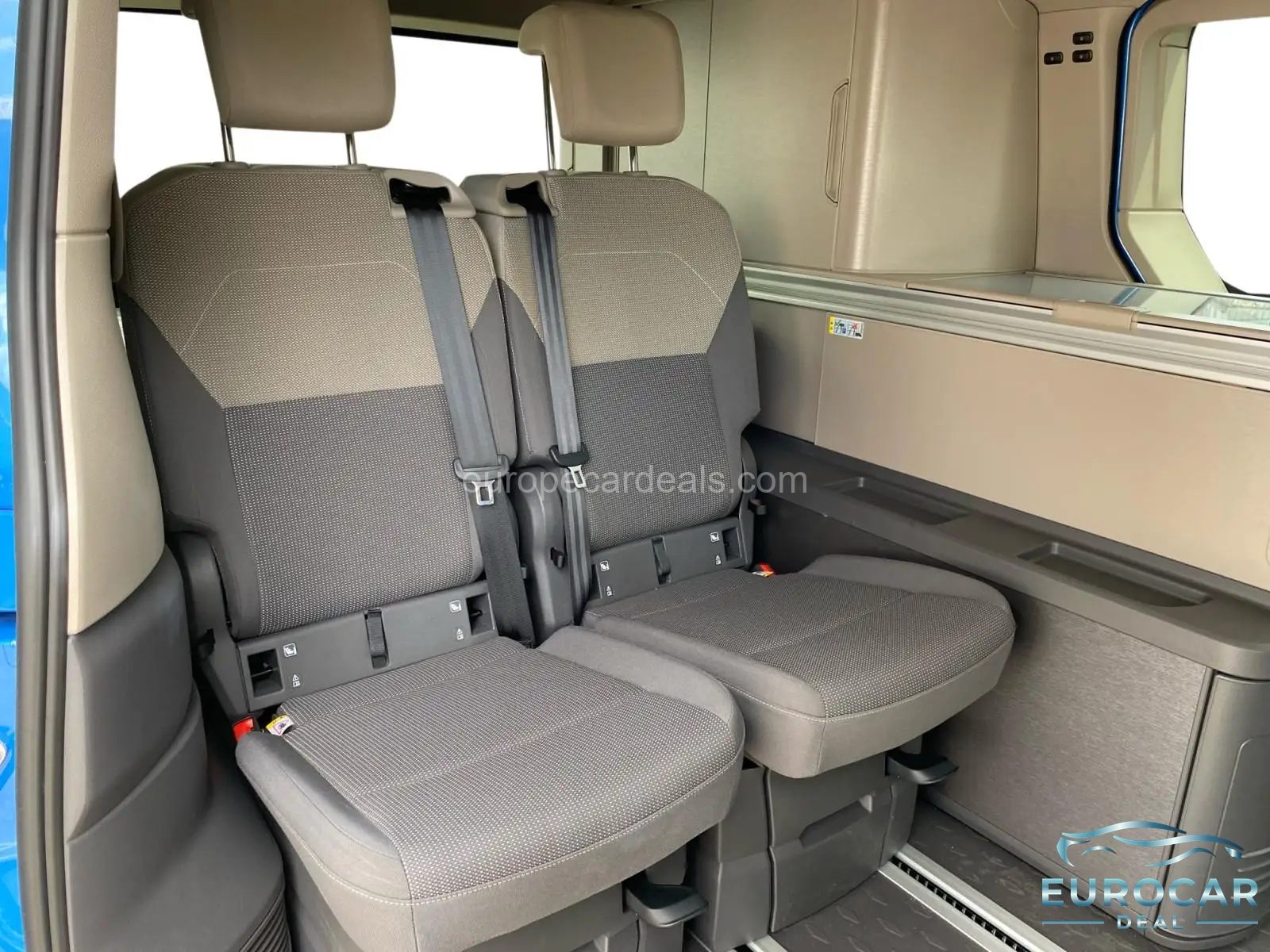 Volkswagen T7 California