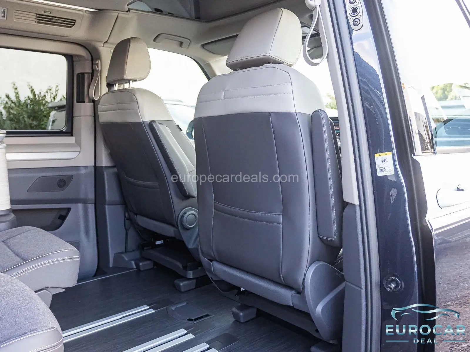 Volkswagen T7 California