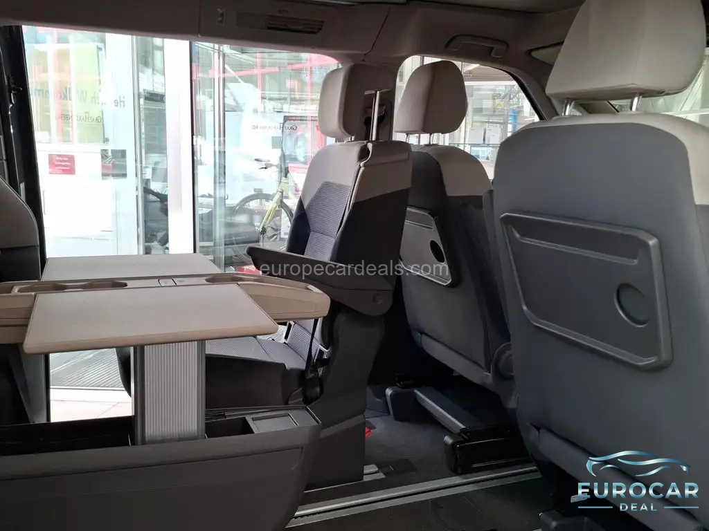 Volkswagen T7 California