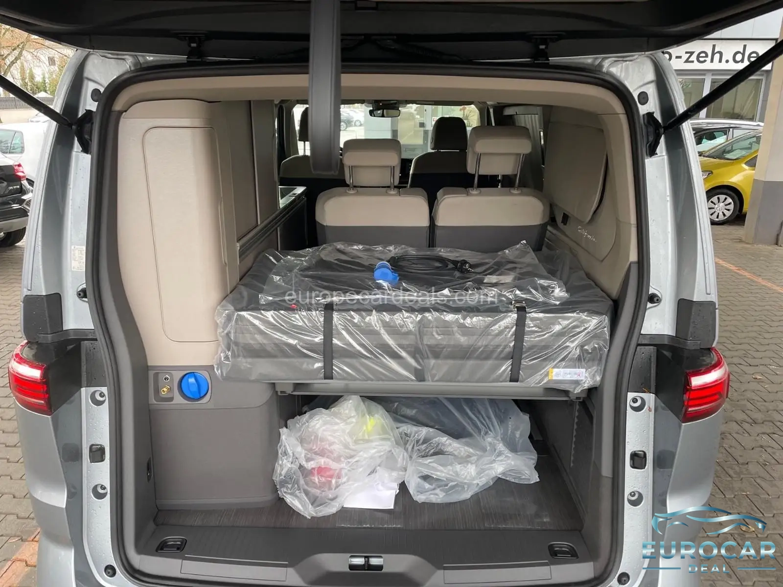 Volkswagen T7 California