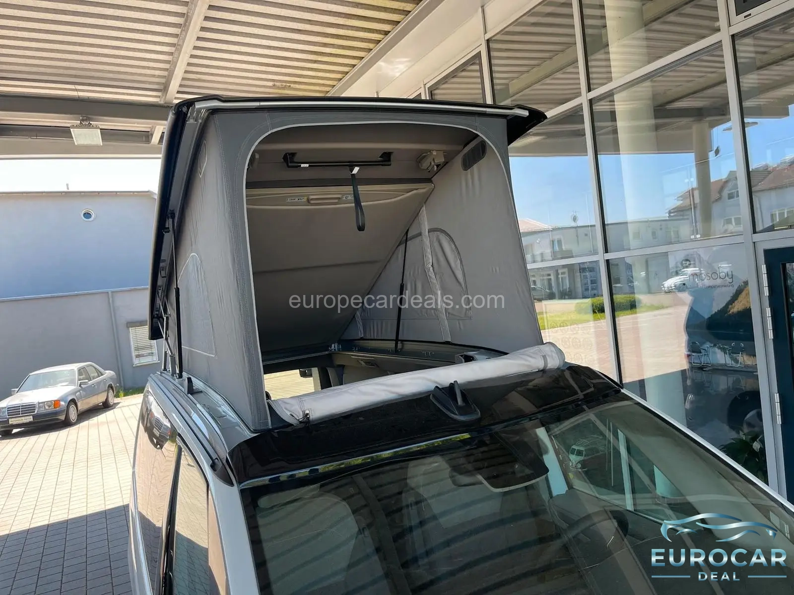 Volkswagen T7 California