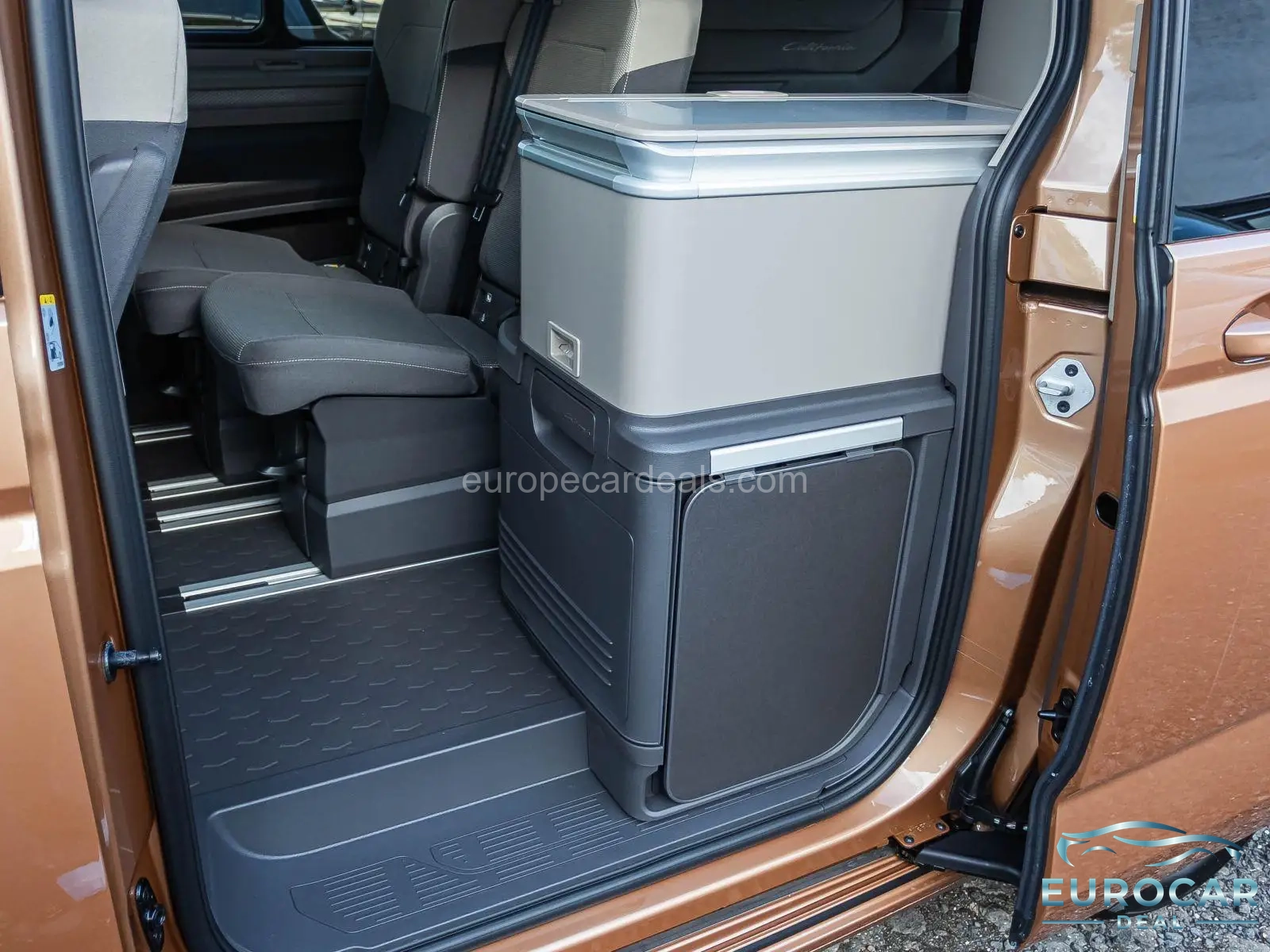 Volkswagen T7 California