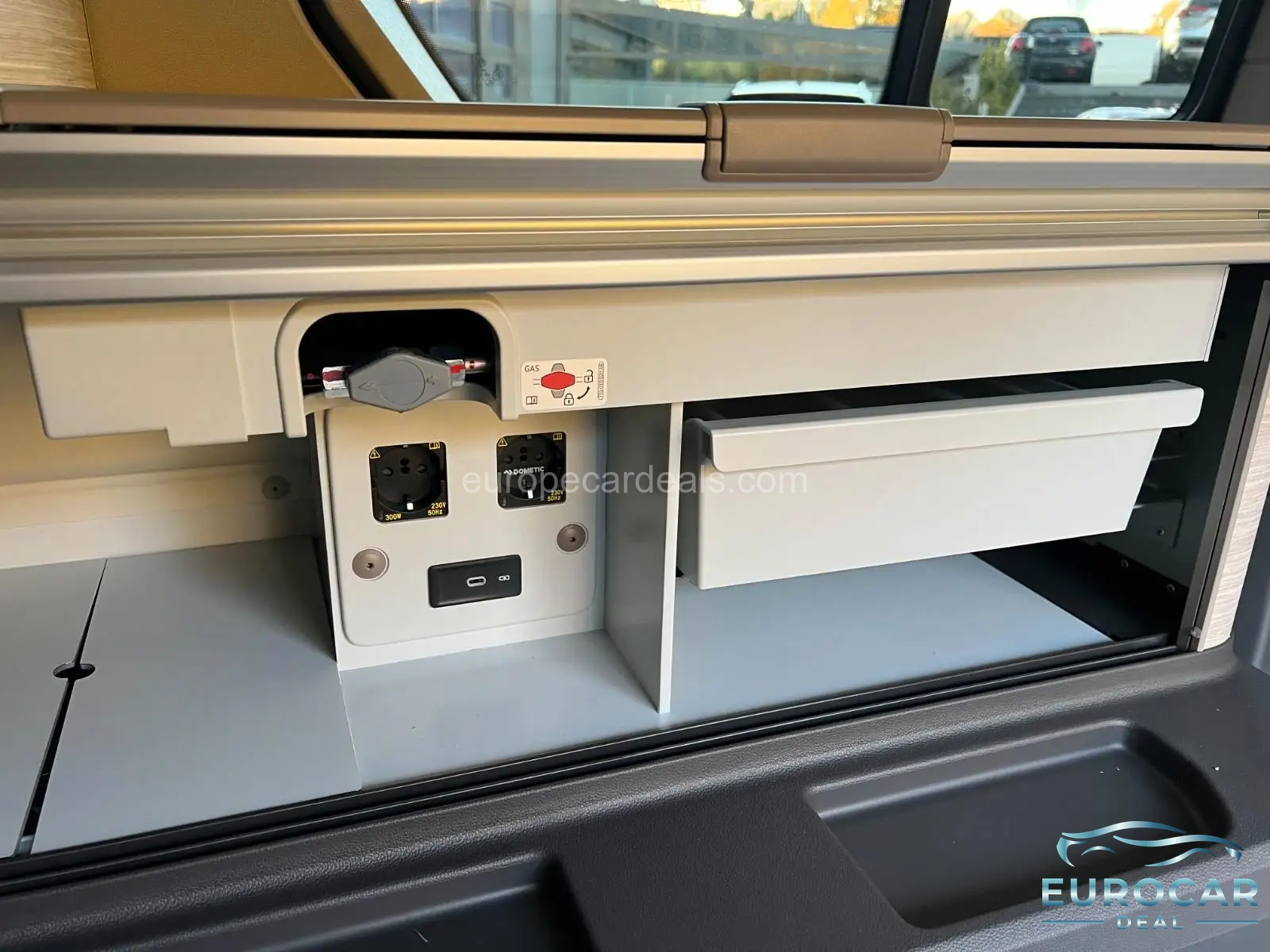 Volkswagen T7 California