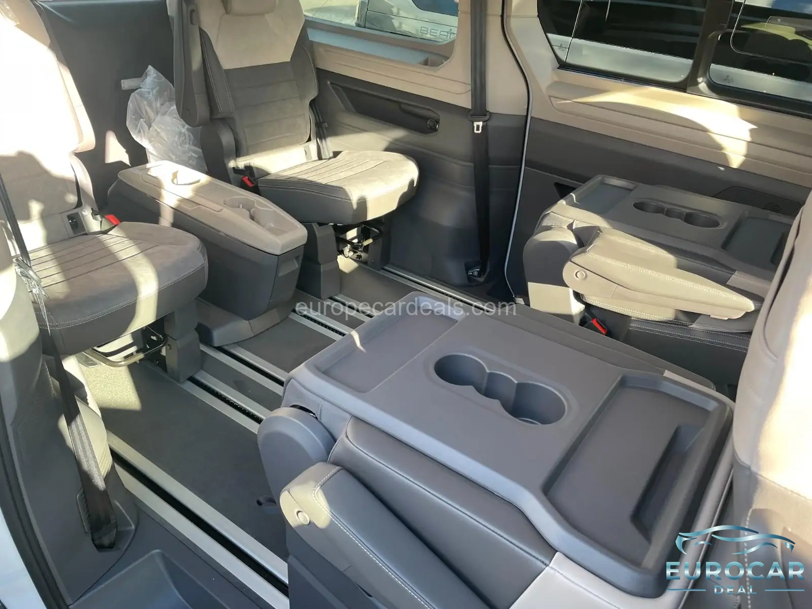 Volkswagen T7 California