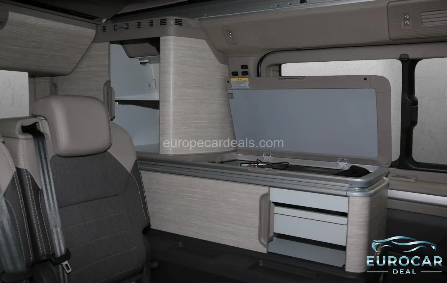 Volkswagen T7 California