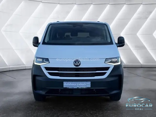 Volkswagen T7 Kombi