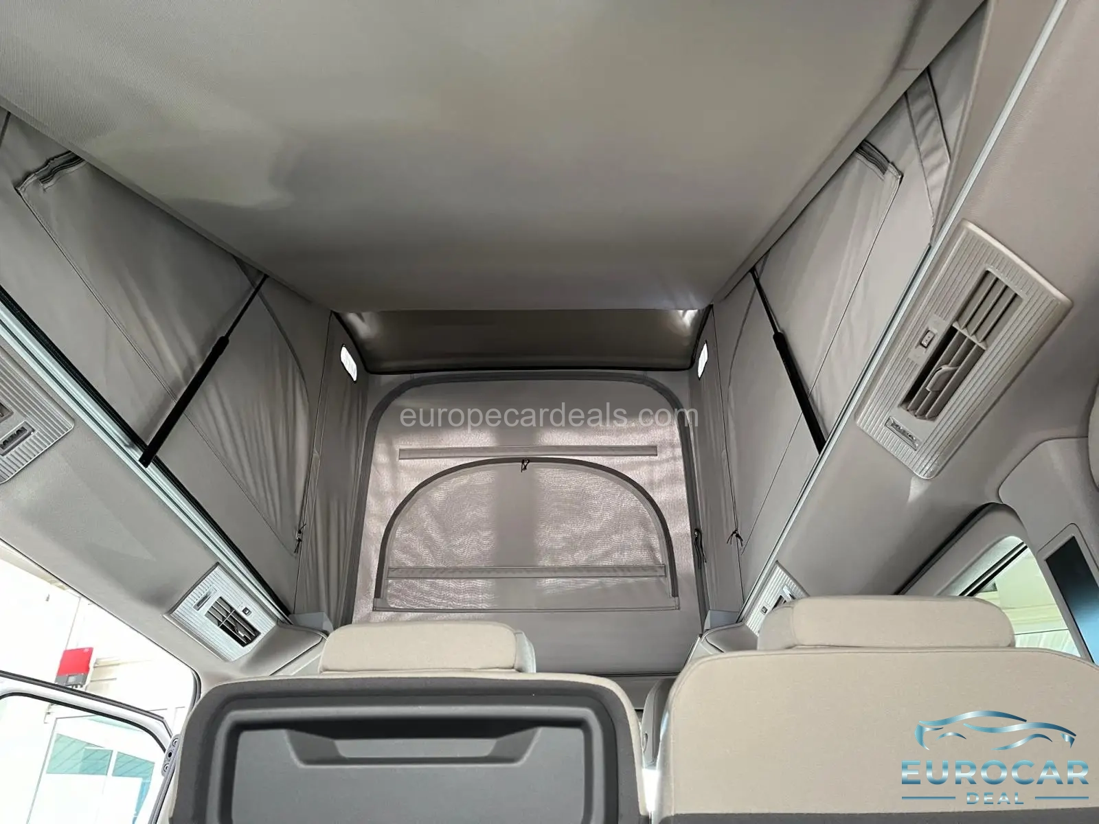 Volkswagen T7 California