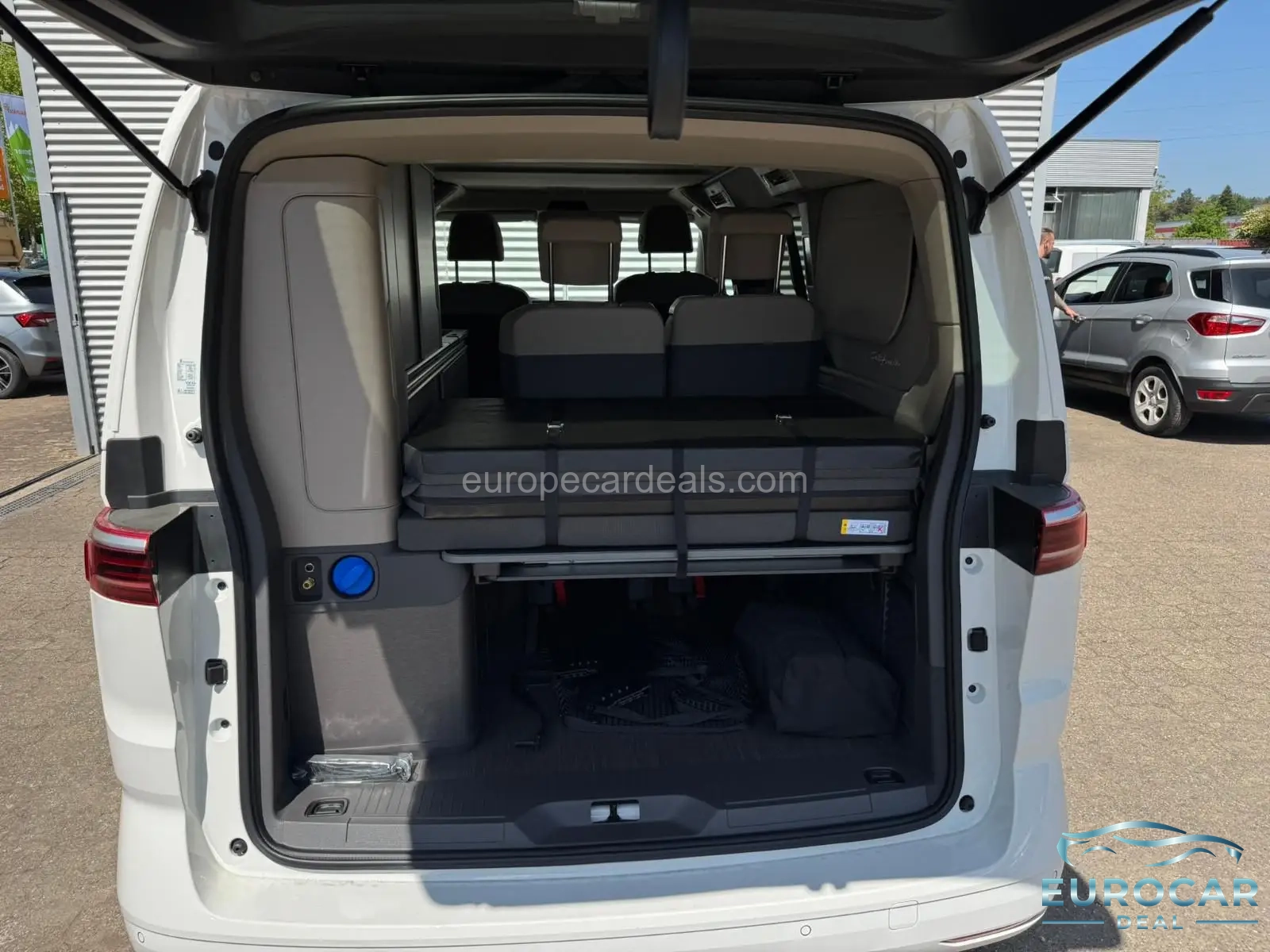 Volkswagen T7 California