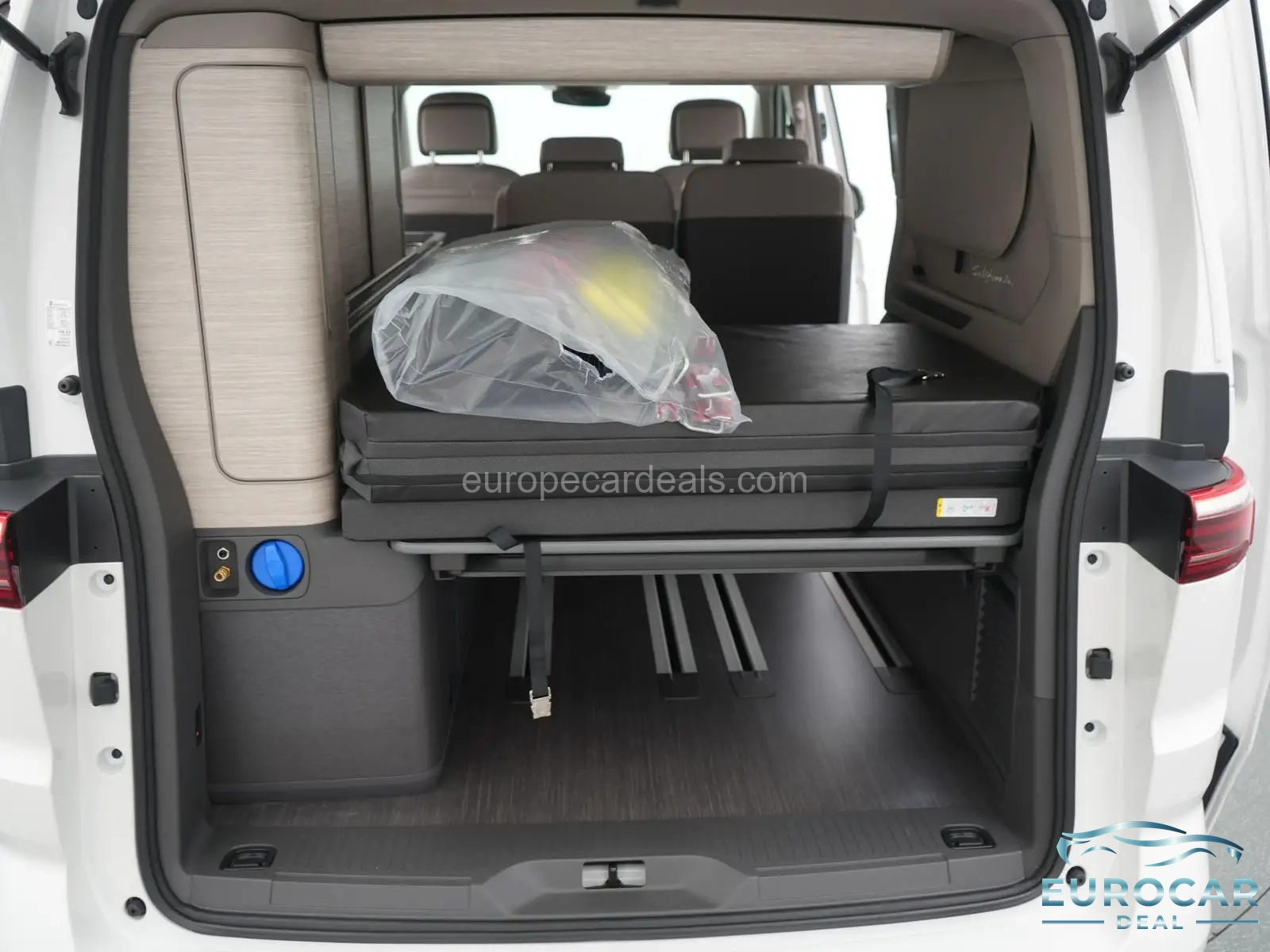 Volkswagen T7 California