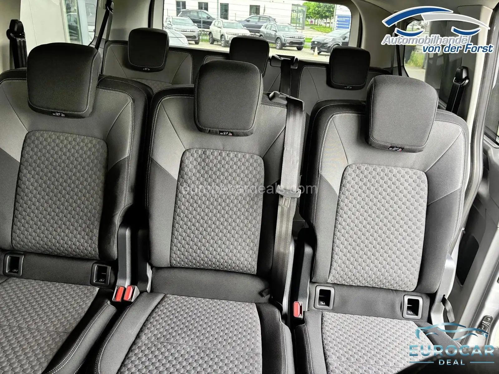 Volkswagen T7 Caravelle