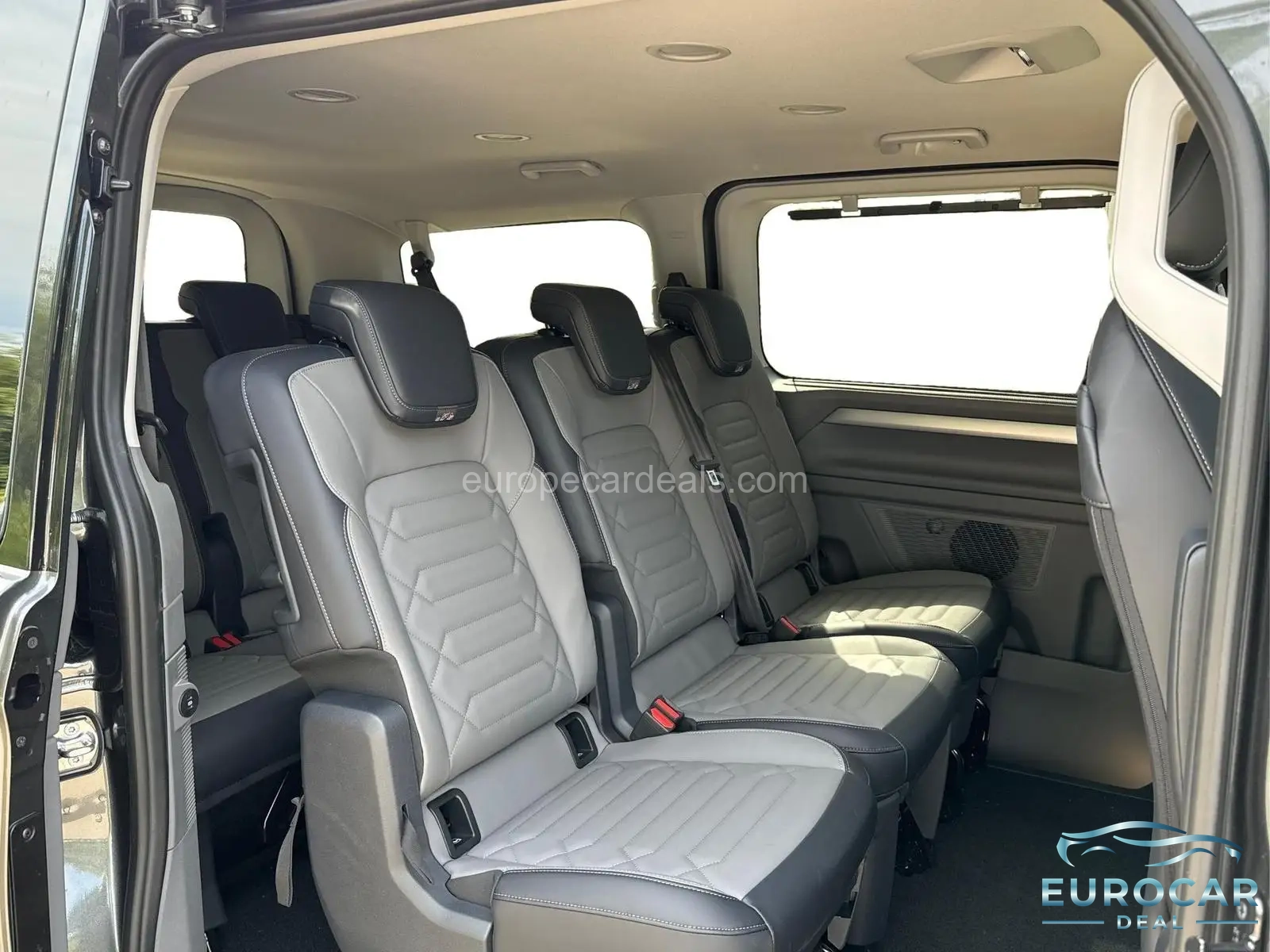 Volkswagen T7 Caravelle