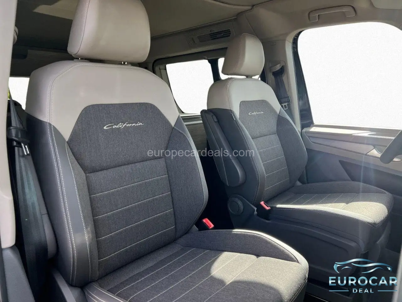 Volkswagen T7 California