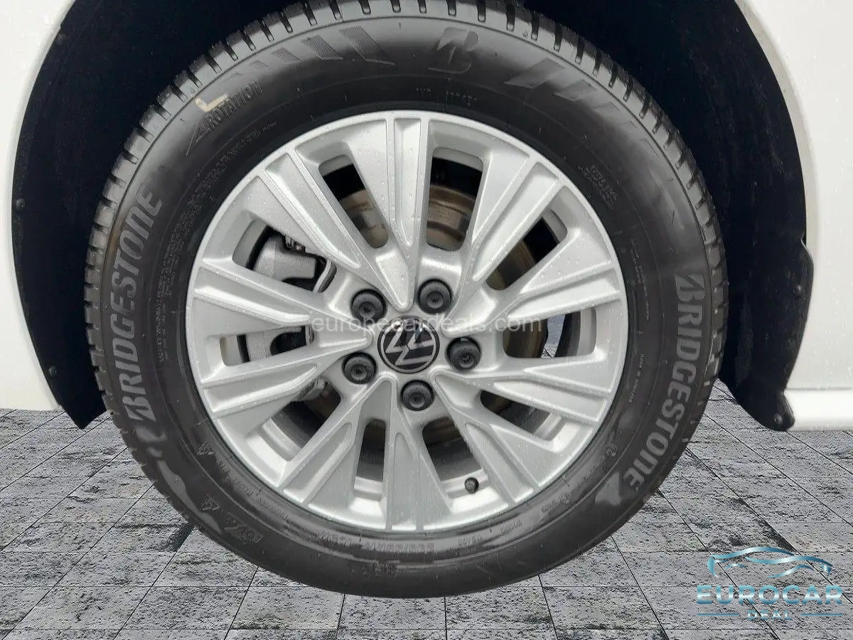 Volkswagen T7 California