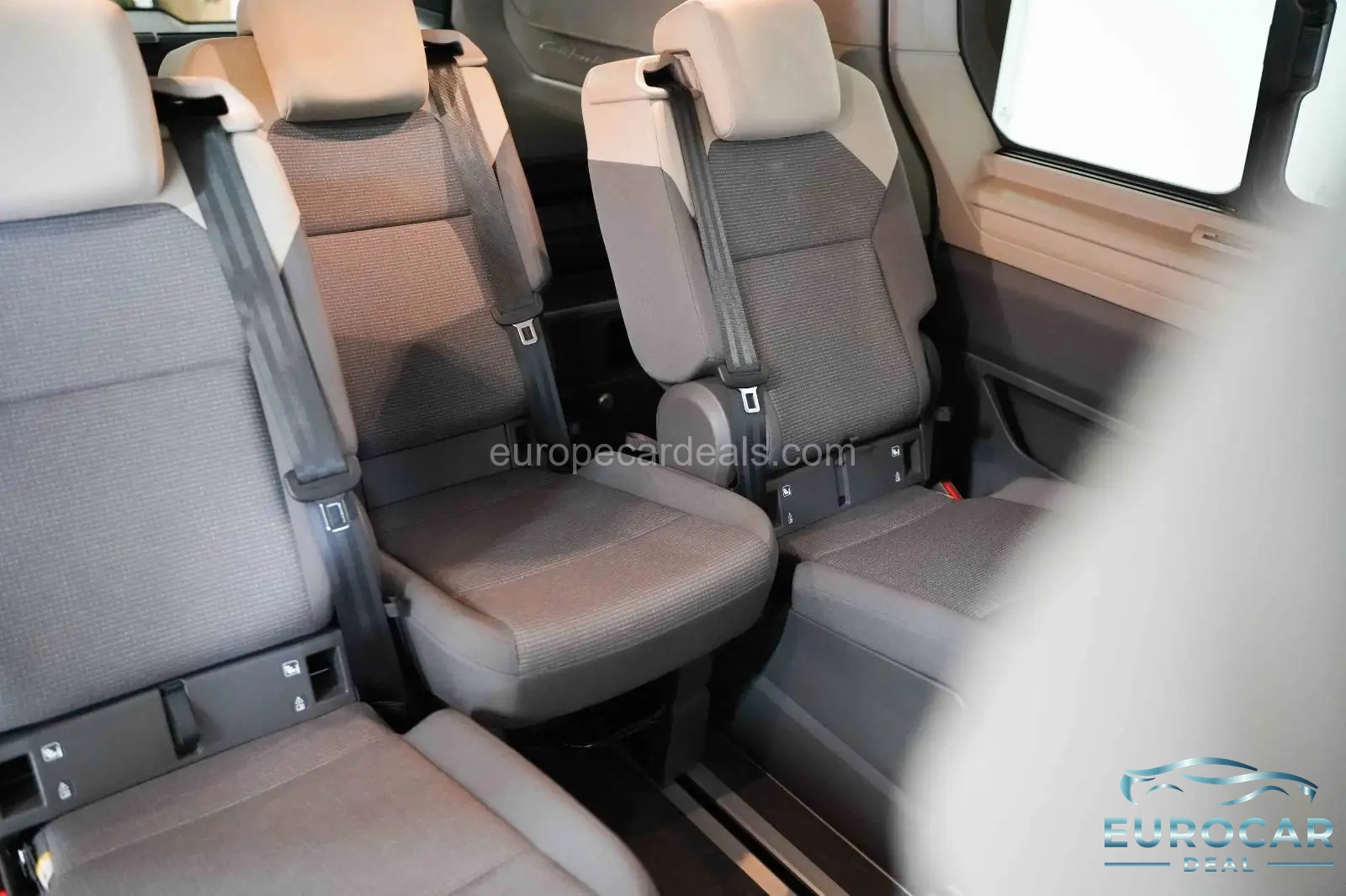 Volkswagen T7 California