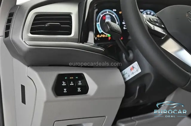 Volkswagen T7 California