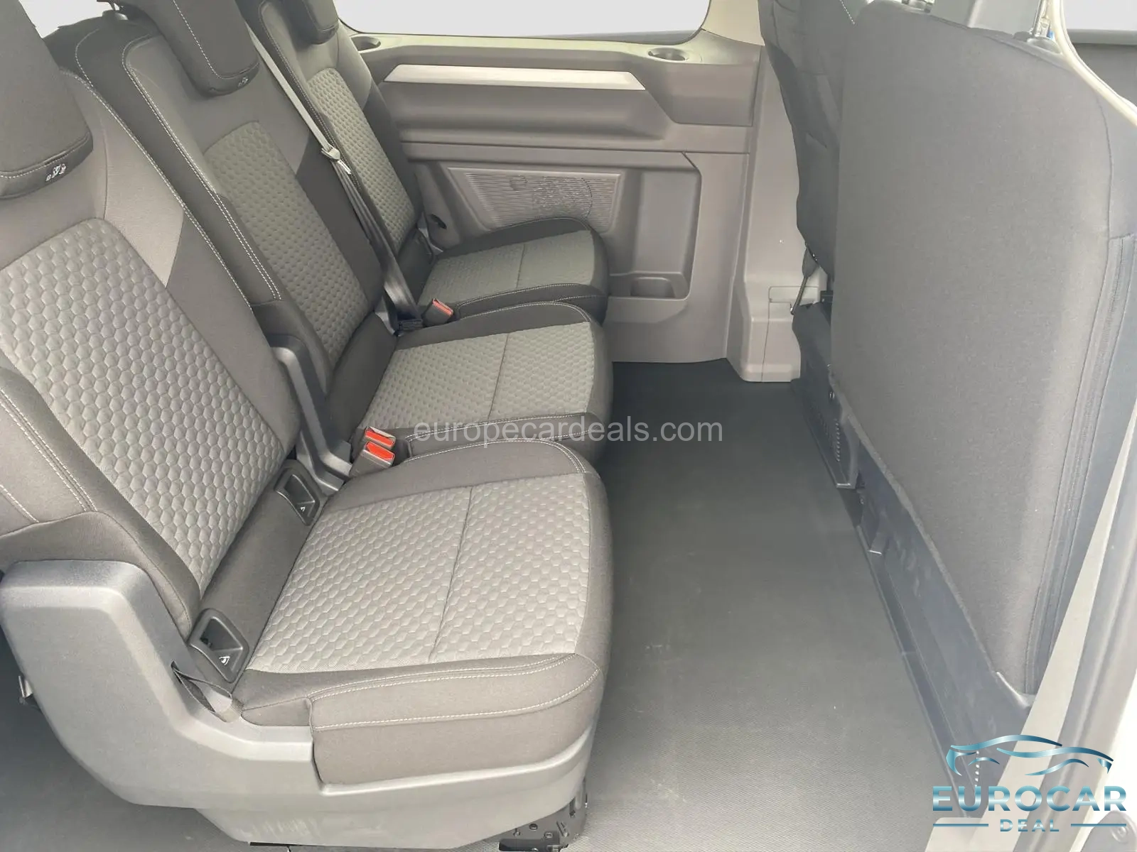 Volkswagen T7 Caravelle