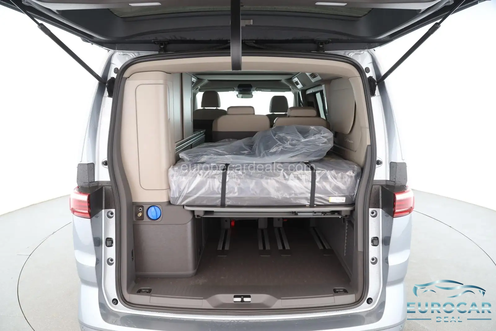 Volkswagen T7 California
