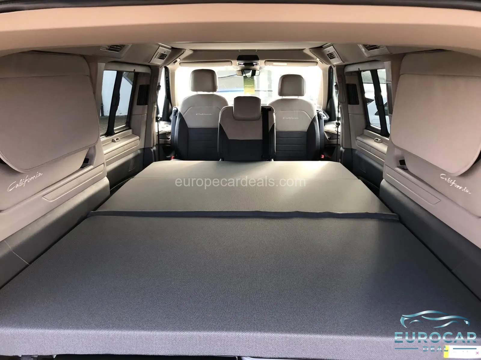 Volkswagen T7 California