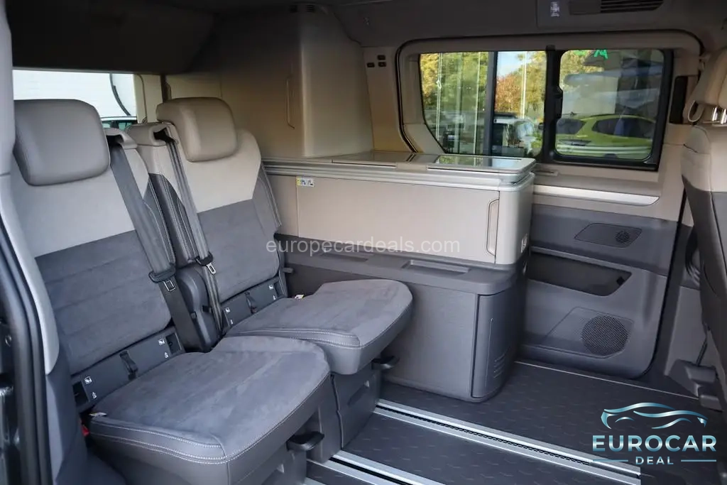 Volkswagen T7 California