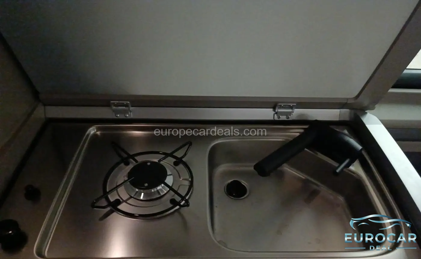 Volkswagen T7 California