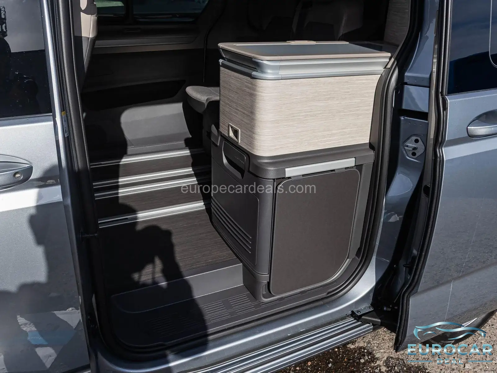 Volkswagen T7 California