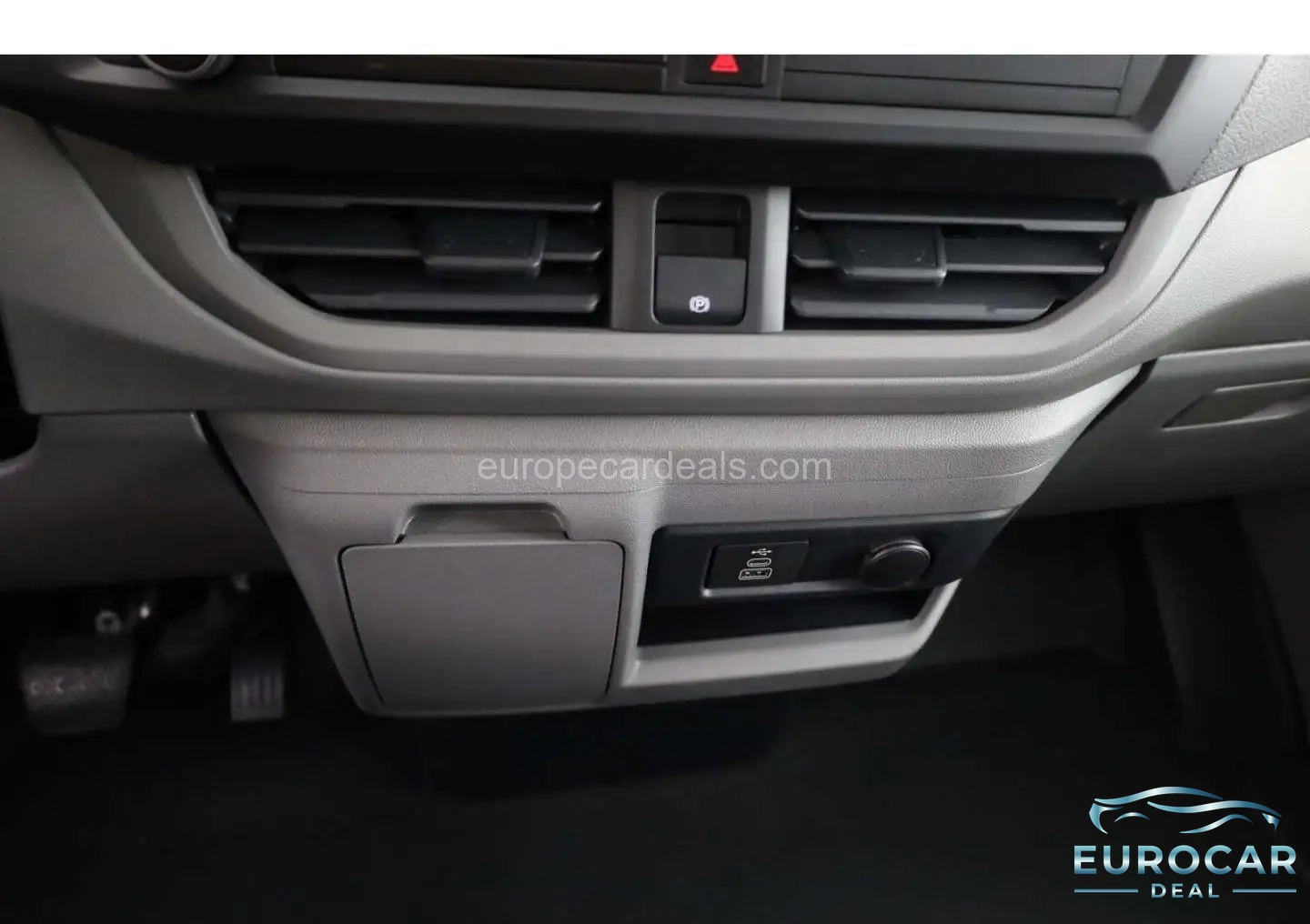 Volkswagen T7 Transporter